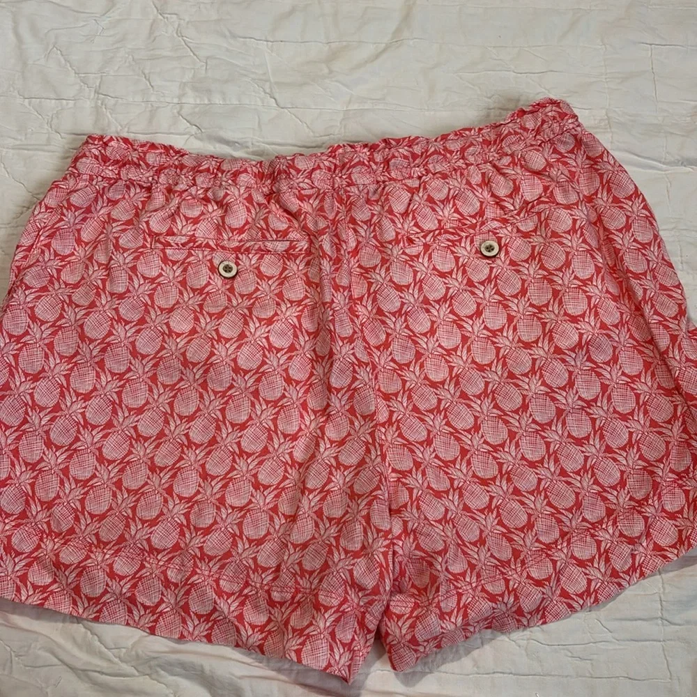 Tommy Bahama Pink Patterned‎ Women Shorts